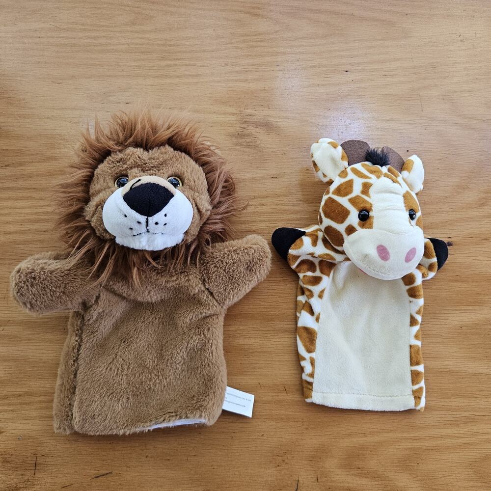 Puppet Company LION hand plush stuffed animal with bonus GIRAFFE